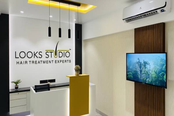 Looks Studio | Viman Nagar